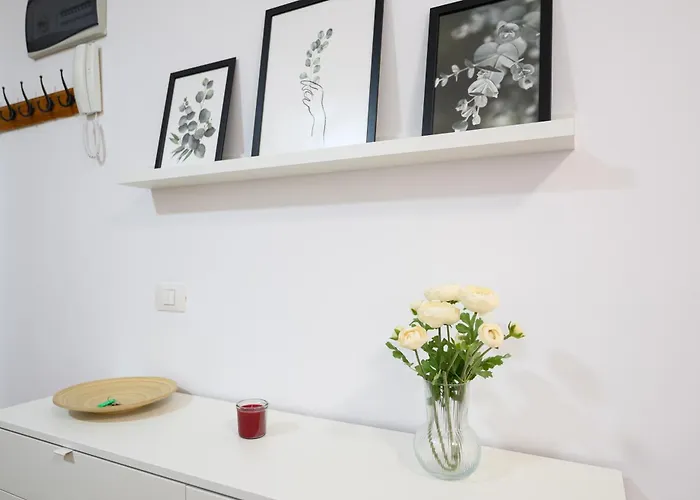 Rosales Апартаменти *